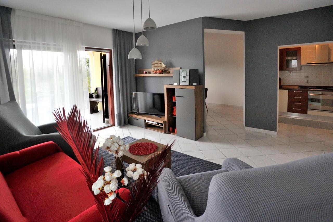 Apartment Vinja Porec - Privat Garden - Whirlpool Exteriér fotografie