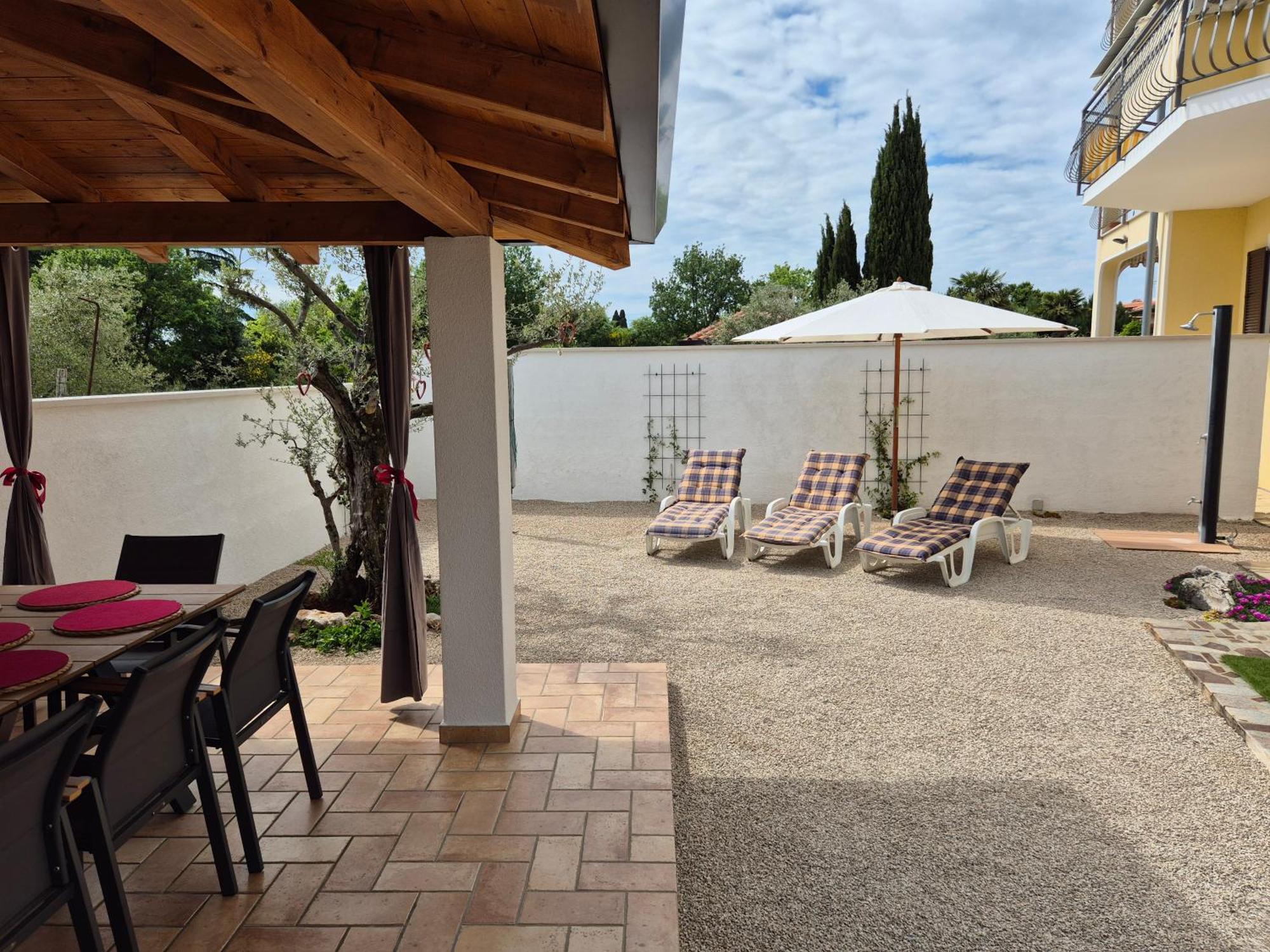 Apartment Vinja Porec - Privat Garden - Whirlpool Exteriér fotografie