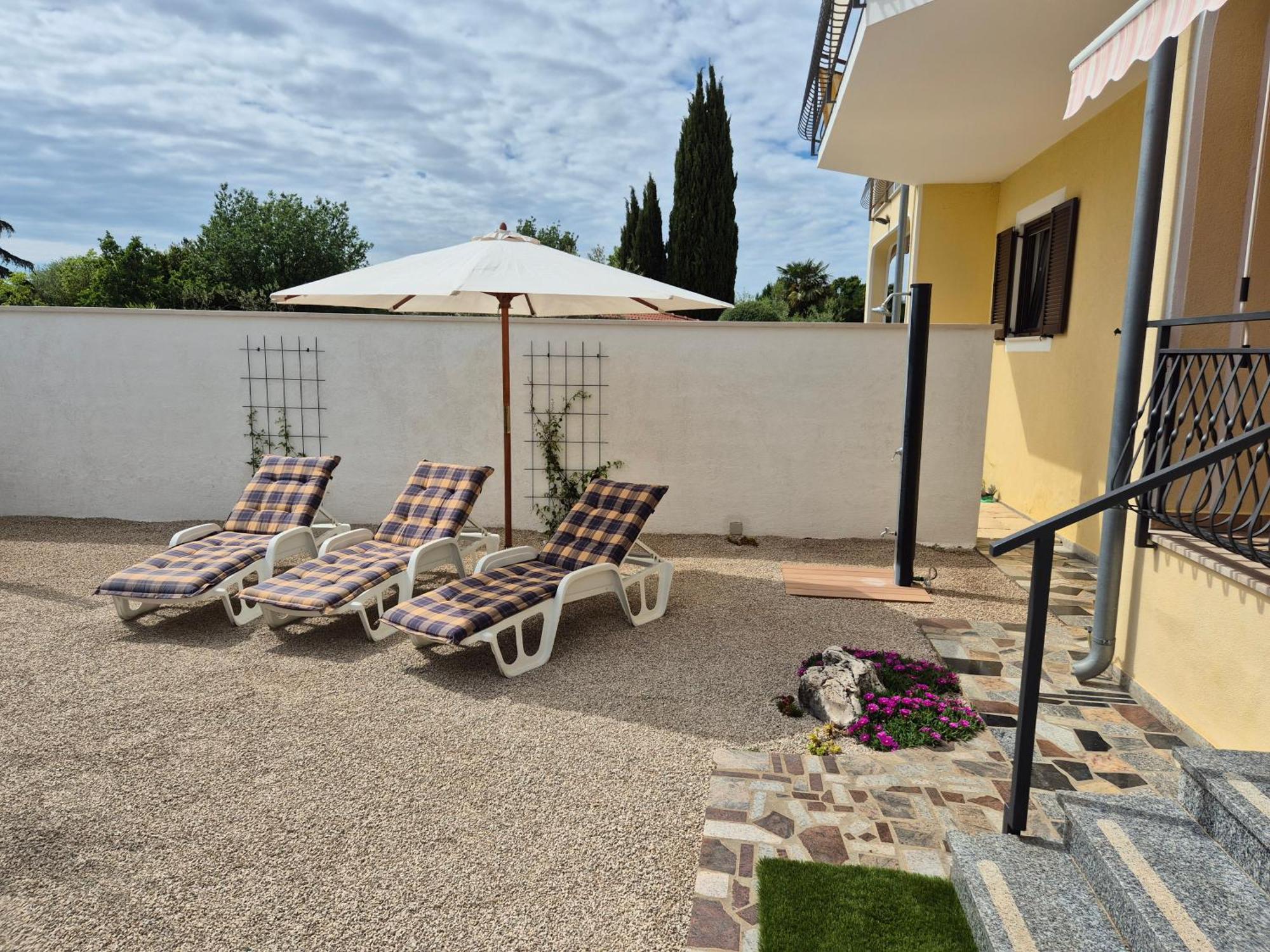 Apartment Vinja Porec - Privat Garden - Whirlpool Exteriér fotografie