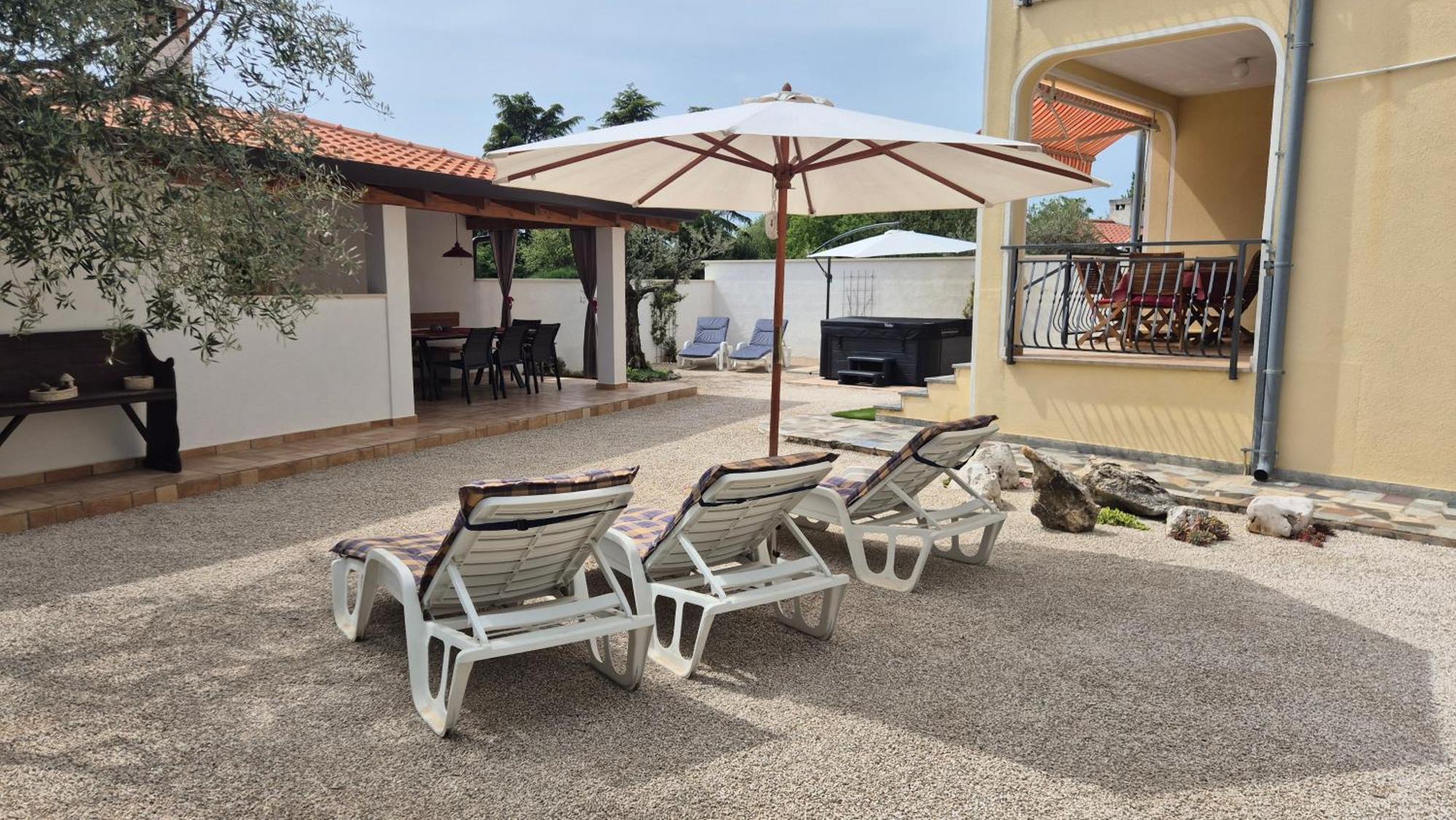 Apartment Vinja Porec - Privat Garden - Whirlpool Exteriér fotografie